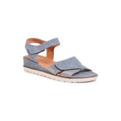 Clara Barson WS5081-01 Niebieski. Niebieskie sandały damskie Clara Barson, bez wzorów, ze skóry ekologicznej, bez obcasa, bez zapięcia. Za 79,99 zł.