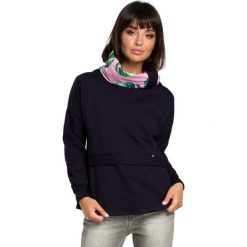Granatowa Ciekawa Bluza Dresowa z Wzorzystym Kołnierzem. Niebieskie bluzki damskie marki Molly.pl, z dresówki, klasyczne, bez kaptura. Za 124,90 zł.