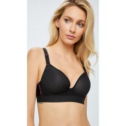 Pieces - Biustonosz. Czarne biustonosze marki Pieces, z haftami, z elastanu. W wyprzedaży za 59,90 zł.
