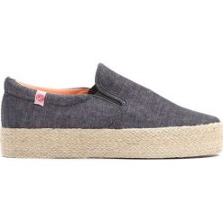 Szare Espadryle Fantasy World. Szare espadryle damskie marki Tamaris, z materiału. Za 79,99 zł.