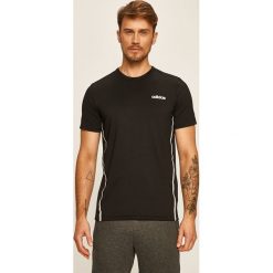 Adidas - T-shirt. Czarne t-shirty męskie Adidas, s, z nadrukiem, z elastanu, z okrągłym kołnierzem. Za 99,90 zł.