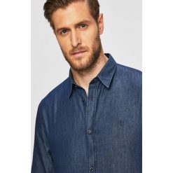 Trussardi Jeans - Koszula. Niebieskie koszule męskie Trussardi Jeans, bez wzorów, z bawełny, klasyczne, z włoskim kołnierzykiem, z długim rękawem. W wyprzedaży za 319,90 zł.