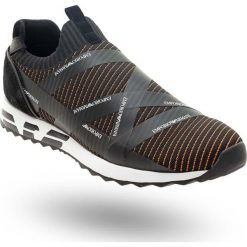 SNEAKERSY EMPORIO ARMANI. Czarne sneakersy męskie Emporio Armani, z paskami. Za 467,40 zł.