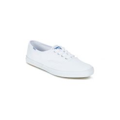 Buty Keds CHAMPION CVO CORE. Białe trampki i tenisówki damskie marki Keds, bez wzorów, bez zapięcia. Za 269,00 zł.