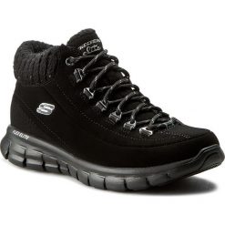 Trekkingi SKECHERS - Winter Nights 12122/BBK Black. Czarne trapery damskie Skechers, ze skóry, bez obcasa, bez zapięcia. W wyprzedaży za 249,00 zł.