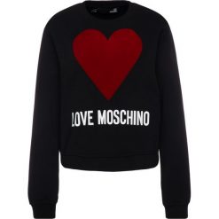 Bluza LOVE MOSCHINO W630625M 4068. Czarne bluzy damskie Love Moschino, m, bez wzorów, z bawełny, bez rękawów, bez kaptura. W wyprzedaży za 459,00 zł.