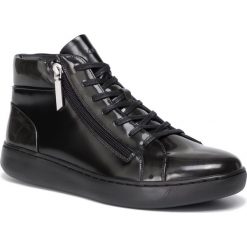 Sneakersy CALVIN KLEIN - Fransisco B4F1166 Shark. Czarne sneakersy męskie Calvin Klein, na co dzień, bez wzorów, ze skóry ekologicznej, eleganckie, bez zapięcia. Za 839,00 zł.