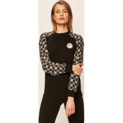 Vans - Bluza x Nightmare Before Christmas. Czarne bluzy damskie Vans, s, z aplikacjami, z bawełny, bez rękawów, bez kaptura. Za 319,90 zł.