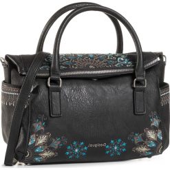 Torebka DESIGUAL - 20WAXPAZ 4008. Czarne torebki klasyczne damskie Desigual, bez wzorów, ze skóry ekologicznej, klasyczne, na ramię, bez dodatków. Za 299,00 zł.