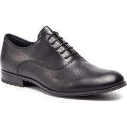 Półbuty GINO ROSSI - Chuck MPU299-N82-5J00-9900-0 99. Czarne buty wizytowe męskie Gino Rossi, bez wzorów, ze skóry, eleganckie, bez zapięcia. Za 469,90 zł.