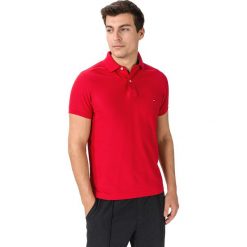 Tommy Hilfiger Polo Koszulka Czerwony. Czerwone podkoszulki męskie TOMMY HILFIGER, s, bez wzorów, z bawełny, bez rękawów. Za 376,95 zł.