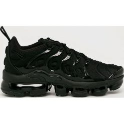 Nike Sportswear - Buty Air VaporMax Plus. Czarne buty sportowe damskie Nike Sportswear, bez wzorów, z materiału, sportowe. Za 899,90 zł.