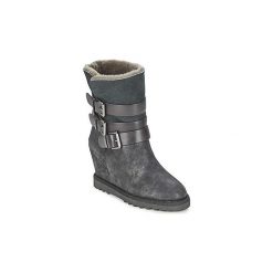 Botki Ash YES. Czarne botki damskie Ash, bez obcasa, bez zapięcia. Za 653,40 zł.