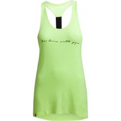 Top damski TSD608 - żółty neon - Outhorn. Żółte koszulki damskie Outhorn, bez wzorów, z elastanu, bez kołnierzyka. W wyprzedaży za 24,99 zł.
