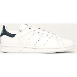 Adidas Originals - Buty skórzane Stan Smith. Białe buty sportowe damskie adidas Originals, bez wzorów, ze skóry, sportowe. Za 399,90 zł.