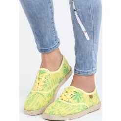 Żółte Espadryle Sunny Day. Żółte espadryle damskie Born2be, bez wzorów, bez obcasa, na płaskiej podeszwie. Za 19,99 zł.