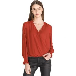 Scotch & Soda Bluzka Czerwony. Czerwone bluzki damskie Scotch & Soda, s, bez wzorów, z poliesteru, bez kołnierzyka, bez rękawów. Za 357,95 zł.