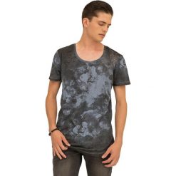 T-shirty męskie: T-shirt w kolorze szaro-niebieskim ze wzorem