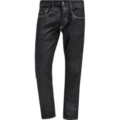 Replay NEWBILL Jeansy Straight Leg darkblue denim. Niebieskie jeansy męskie marki Replay. W wyprzedaży za 383,20 zł.