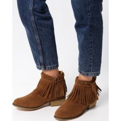 Camelowe Botki Lady Bee. Botki damskie Born2be, na jesień, boho, z okrągłym noskiem, za kostkę, na niskim obcasie, na obcasie, na zamek. Za 99,99 zł.