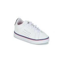 Buty Dziecko Le Coq Sportif COURTACE INF SPORT. Białe buty chłopięce sportowe le coq sportif, bez wzorów, sportowe, bez zapięcia. Za 159,20 zł.