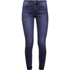 DRYKORN NEED Jeans Skinny Fit dark denim. Niebieskie boyfriendy damskie DRYKORN, z bawełny. W wyprzedaży za 382,85 zł.