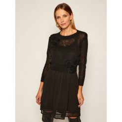 Komplet sukienka letnia i sweter TwinSet 202TP3262. Białe sukienki damskie Twinset, na lato, s, bez wzorów, klasyczne, bez rękawów, bez kaptura. Za 1129,00 zł.
