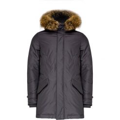 Parka WOOLRICH POLAR HC. Czarne płaszcze męskie Woolrich, z aplikacjami, z tkaniny, bez kaptura. Za 3830,00 zł.