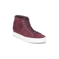 Buty Vans SK8-HI MOC. Czerwone trampki i tenisówki damskie Vans, bez wzorów, bez zapięcia. Za 367,20 zł.