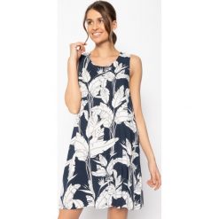 Sukienka letnia Roxy Tranquility Vibes ERJWD03410. Sukienki damskie Roxy, na lato, m, bez wzorów, bez kołnierzyka, bez rękawów. W wyprzedaży za 169,00 zł.