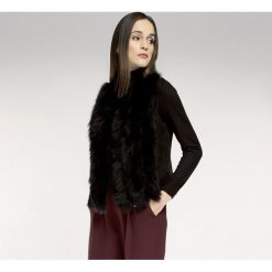 Kamizelka damska 85-9F-005-1. Czerwone kamizelki damskie marki Wittchen, s, z futra, z kapturem. Za 699,00 zł.