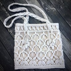Torebka na ramie | Makrama | Boho | Ze sznurka. Torebki klasyczne damskie Pakamera, bez wzorów, ze splotem, boho, na ramię, bez dodatków. Za 250,00 zł.