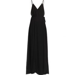 Długie sukienki: Honey Punch SOLID WRAP DRESS Długa sukienka black
