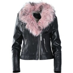 Czarno-Różowa Kurtka Only In My Dreams. Czarne kurtki damskie Born2be, na zimę, xl, bez wzorów, bez kaptura. W wyprzedaży za 149,99 zł.