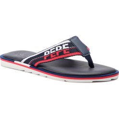 Japonki PEPE JEANS - Barrel Tape PMS90063 Navy 595. Białe klapki męskie Pepe Jeans, z jeansu, bez zapięcia. W wyprzedaży za 99,00 zł.