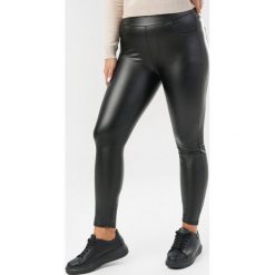 Czarne Legginsy Lilinaris. Czarne legginsy damskie Born2be, xl, bez wzorów. Za 49,99 zł.