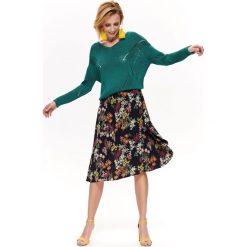 SPÓDNICA O MODNYM FASONIE W KWIATY. Czarne spódnice damskie wieczorowe marki Top Secret, na co dzień, na lato, w kwiaty, z tkaniny. Za 139,99 zł.