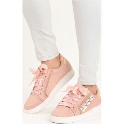 Różowe Buty Sportowe Margaric. Buty sportowe damskie Born2be. Za 29,99 zł.