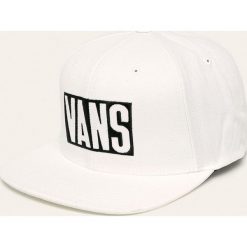 Vans - Czapka. Białe czapki męskie Vans, z haftami. W wyprzedaży za 119,90 zł.