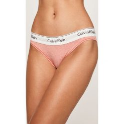 Calvin Klein Underwear - Figi. Pomarańczowe majtki damskie Calvin Klein Underwear, m, z elastanu. W wyprzedaży za 49,90 zł.