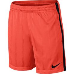 Nike Spodenki męskie Y NK DRY SQD SHORT JAQ KZ pomarańczowy r . XL. Pomarańczowe spodenki i szorty męskie marki Nike, xl. Za 77,59 zł.