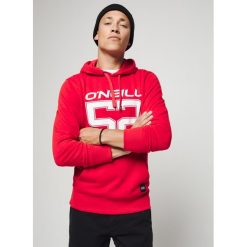 O'Neill Irvine 52 Bluza Czerwony. Czerwone bluzy męskie O'Neill, l, z nadrukiem, z bawełny, bez kołnierzyka, bez rękawów, bez kaptura. Za 223,95 zł.