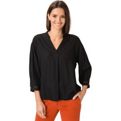 Vero Moda Ibi Bluzka Czarny. Czarne bluzki damskie Vero Moda, xl, bez wzorów, z wiskozy, bez kołnierzyka, bez rękawów. Za 152,95 zł.