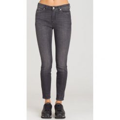 JEANSY VERSACE COLLECTION SLIM. Szare jeansy damskie Versace Collection. Za 549,50 zł.