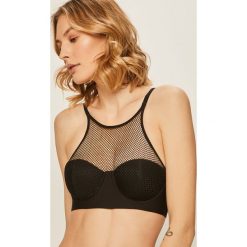 Dkny - Biustonosz. Czarne biustonosze DKNY, z haftami, z tkaniny. W wyprzedaży za 159,90 zł.