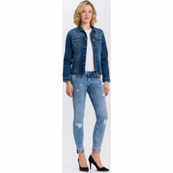 Dżinsy "Adriana" - Skinny fit - w kolorze błękitnym. Niebieskie rurki damskie marki Cross Jeans, z aplikacjami. W wyprzedaży za 136,95 zł.