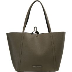 Armani Exchange Torebka taupe/nero. Czarne torebki klasyczne damskie marki Armani Exchange, l, z materiału, z kapturem. Za 479,00 zł.