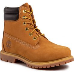 Trapery TIMBERLAND - Waterville 6 In Waterproof Boot TB042687231 Wheat Nubuck. Pomarańczowe trapery damskie Timberland, ze skóry, bez obcasa, bez zapięcia. W wyprzedaży za 699,00 zł.