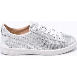 Diesel - Buty. Szare buty sportowe damskie Diesel, ze skóry, sportowe. W wyprzedaży za 239,90 zł.
