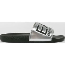 EA7 Emporio Armani - Klapki. Białe klapki damskie EA7 Emporio Armani, bez wzorów, z materiału, bez obcasa. W wyprzedaży za 129,90 zł.